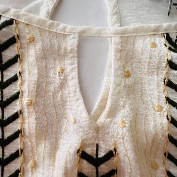 American Eagle Top Womens Medium Embroidered Peasant Keyhole White Long Sleeve - Picture 7 of 11